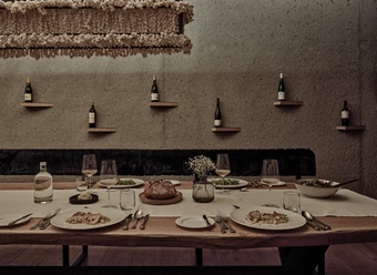 Family Dinner Tasting Lounge 